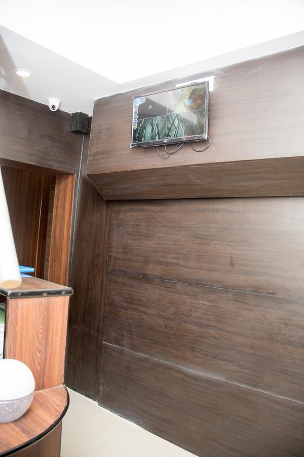 Padne Dormitory Мумбаї Екстер'єр фото