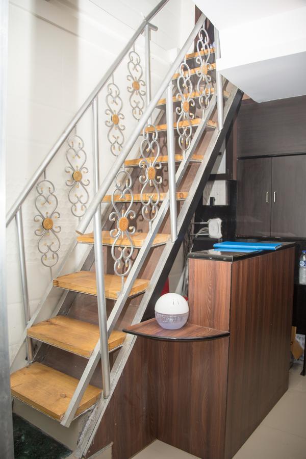 Padne Dormitory Мумбаї Екстер'єр фото